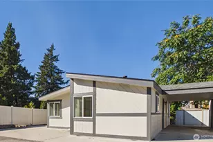322 N Kentucky Ave, East Wenatchee, WA 98802 - Photo 3