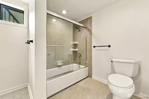 21931 3rd Ave SE, Bothell, WA 98021 - Photo 33