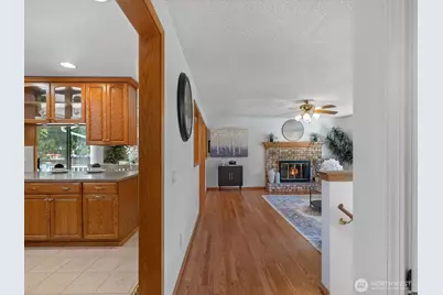 14403 48th Place W, Edmonds, WA 98026 - Photo 15