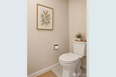 110 19th Avenue SE #16, Puyallup, WA 98372 - Photo 9