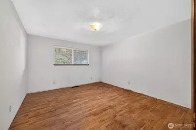 2016 J Street NE, Auburn, WA 98002 - Photo 9