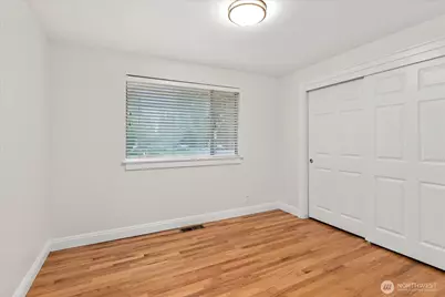 23107 84th Avenue W, Edmonds, WA 98026 - Photo 21