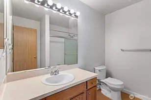 15815 Admiralty Way, Lynnwood, WA 98087 - Photo 11