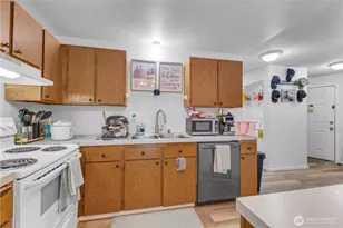 3919 Mason Loop Rd, Tacoma, WA 98409 - Photo 13