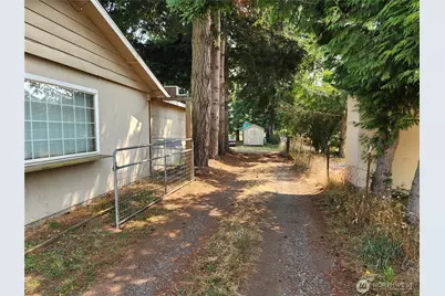 273 W Bartlett, Lynden, WA 98264 - Photo 3
