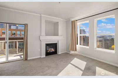 4343 Roosevelt Way NE #601, Seattle, WA 98105 - Photo 5