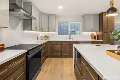 10045 38th Avenue NE, Seattle, WA 98125 - Photo 15
