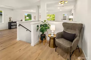 10045 38th Ave NE, Seattle, WA 98125 - Photo 17