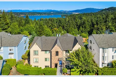 3410 161st Court SE #32, Bellevue, WA 98008 - Photo 1