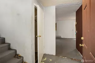 6107 Kenwood Dr, Everett, WA 98203 - Photo 7