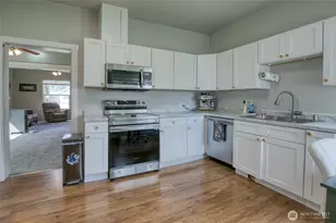 2832 Pacific Ave, Hoquiam, WA 98550 - Photo 17