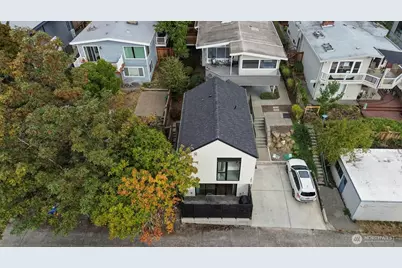 7507 Latona Avenue NE, Seattle, WA 98115 - Photo 29