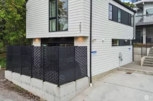 7507 Latona Ave NE, Seattle, WA 98115 - Photo 3