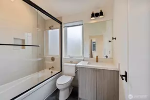 7507 Latona Ave NE, Seattle, WA 98115 - Photo 27