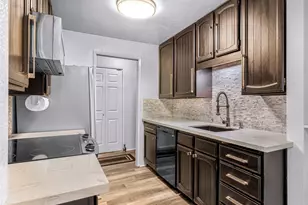 12035 32nd Ave NE, Seattle, WA 98125 - Photo 13