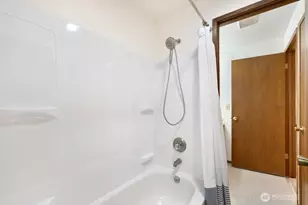 11422 SE 256th Pl, Kent, WA 98030 - Photo 21