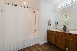 352 NE Miramar Cir, Bremerton, WA 98311 - Photo 25