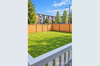 21902 29th Ave South, Des Moines, WA 98198 - Photo 3