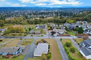 8126 Woodland Ave E, Puyallup, WA 98371 - Photo 25