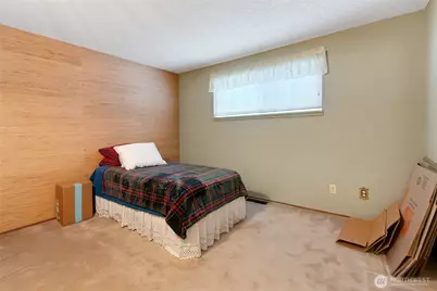 8126 Woodland Avenue E, Puyallup, WA 98371 - Photo 13