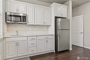 6364 S 301st St, Auburn, WA 98001 - Photo 5