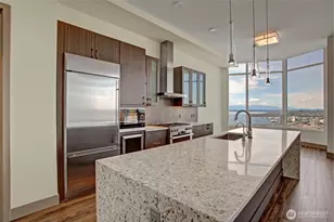 2015 2nd Ave, Seattle, WA 98121 - Photo 11
