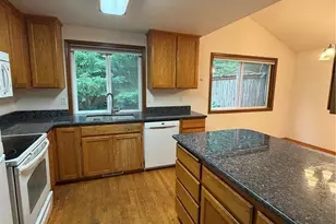 1107 Stevens St, Steilacoom, WA 98388 - Photo 7