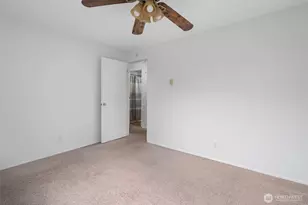 660 SW Harrier Cir, Oak Harbor, WA 98277 - Photo 31