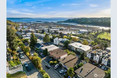 2551 13th Avenue W, Seattle, WA 98119 - Photo 9
