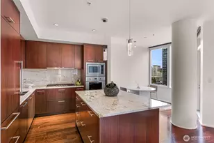 500 106th Ave NE, Bellevue, WA 98004 - Photo 11