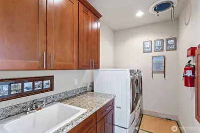 11928 Possession Lane, Edmonds, WA 98026 - Photo 23