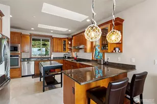 11928 Possession Ln, Edmonds, WA 98026 - Photo 9