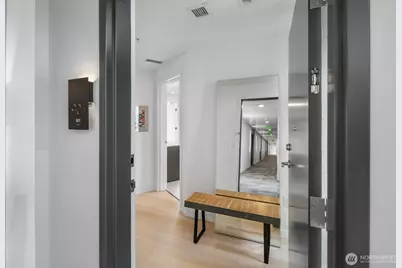 590 1st Avenue S #901, Seattle, WA 98104 - Photo 17