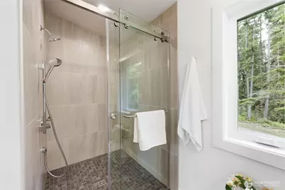 6015 Chorus Frog Street NE, Bainbridge Island, WA 98110 - Photo 37