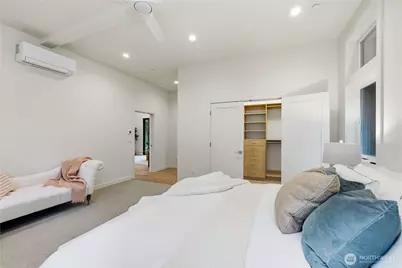 6015 Chorus Frog Street NE, Bainbridge Island, WA 98110 - Photo 7