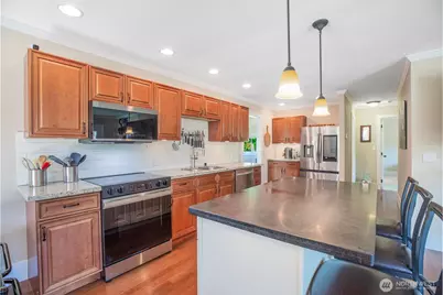 9745 2nd Avenue NW, Seattle, WA 98117 - Photo 9