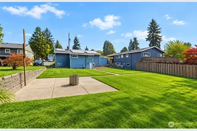 9745 2nd Avenue NW, Seattle, WA 98117 - Photo 29