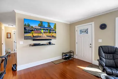 9745 2nd Avenue NW, Seattle, WA 98117 - Photo 5