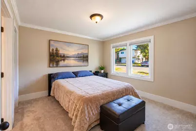 9745 2nd Avenue NW, Seattle, WA 98117 - Photo 13