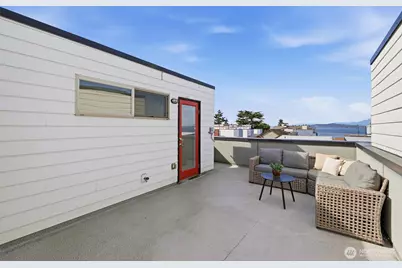 2421 Wickstrom Place SW, Seattle, WA 98116 - Photo 21