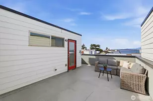 2421 Wickstrom Pl SW, Seattle, WA 98116 - Photo 21