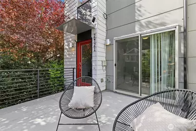 2421 Wickstrom Place SW, Seattle, WA 98116 - Photo 5