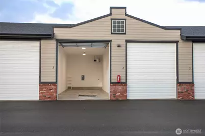 2225 Mercedes Drive #B3, Lynden, WA 98264 - Photo 3