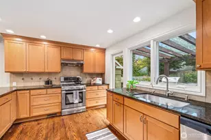 3039 NE 86th St, Seattle, WA 98115 - Photo 13