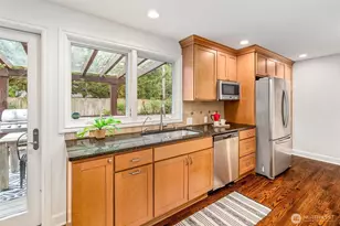 3039 NE 86th St, Seattle, WA 98115 - Photo 11