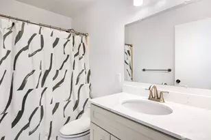 10817 Glen Acres Dr S, Seattle, WA 98168 - Photo 17