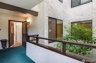 10817 Glen Acres Dr S, Seattle, WA 98168 - Photo 3