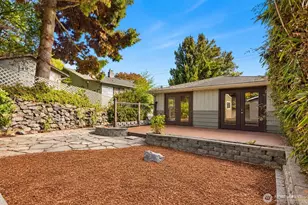 9515 Linden Ave N, Seattle, WA 98103 - Photo 31