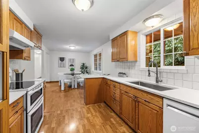 18727 Fishermans Loop, Burlington, WA 98233 - Photo 17
