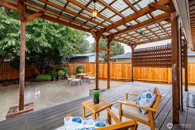 18727 Fishermans Loop, Burlington, WA 98233 - Photo 31